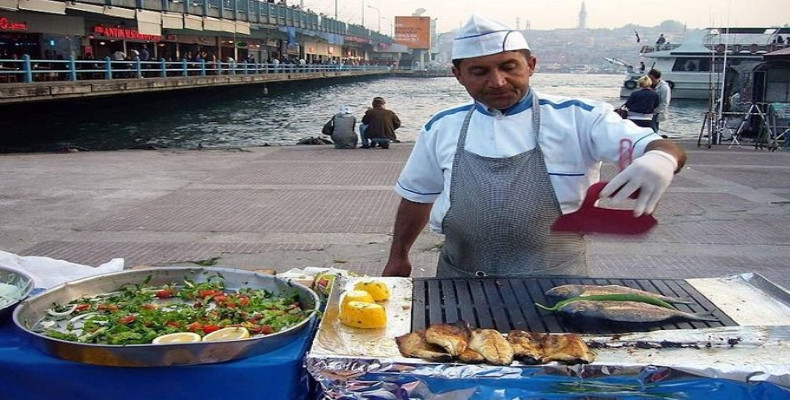 محله امینونو (Eminönü) در استانبول