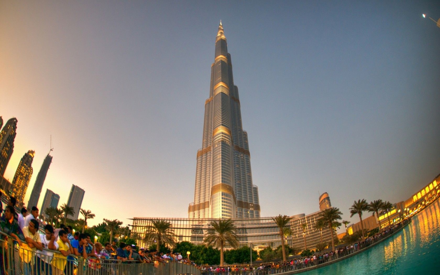 نمایی از برج خلیفه دبی