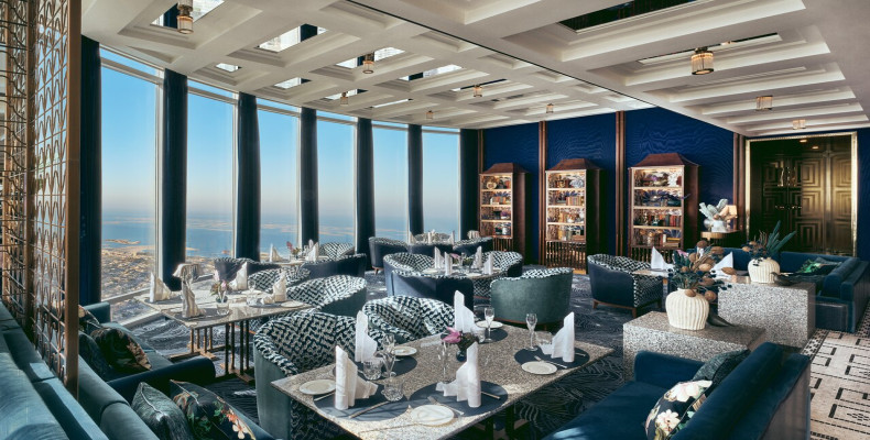 فضای داخلی رستوران اتمسفر (At.mosphere Dubai)