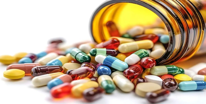 داروهای ممنوعه در پرواز به جمهوری آذربایجان و قوانین فرودگاهی