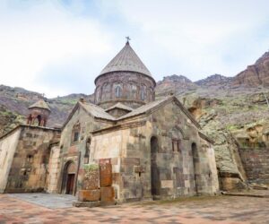 کلیسای گغارت در ارمنستان