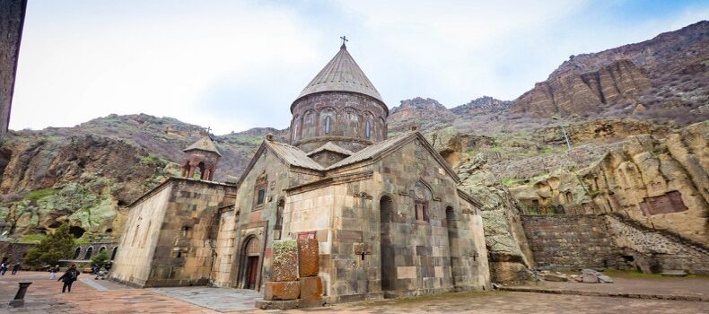 کلیسای گغارت در ارمنستان