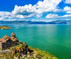 دریاچه سوان ارمنستان
