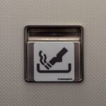 زیرسیگاری در هواپیما