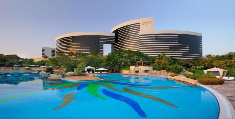 هتل ۵ ستاره گرند حیات دبی (Grand Hyatt Dubai)