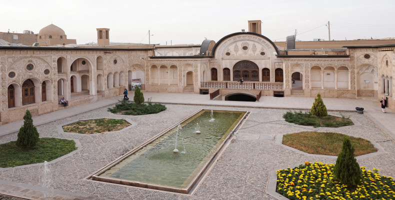 خانه طباطبایی های کاشان