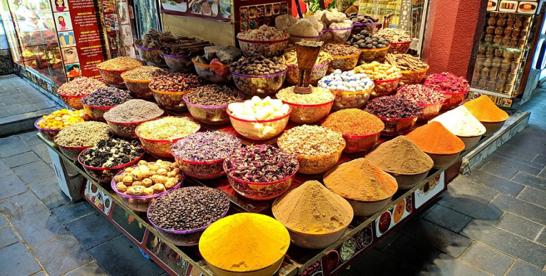 بازار ادویه دبی (Spice Souk) از بازارهای عمده فروشی دبی