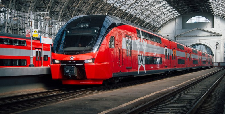 قطار سریع AeroExpress در مسیر فرودگاه‌های مسکو به مرکز شهر