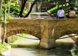 پاتوق های اصفهان