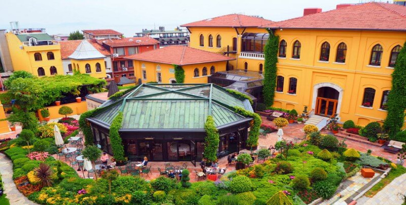 هتل فور سیزن (Four Seasons Hotel)از بهترین هتل های استانبول