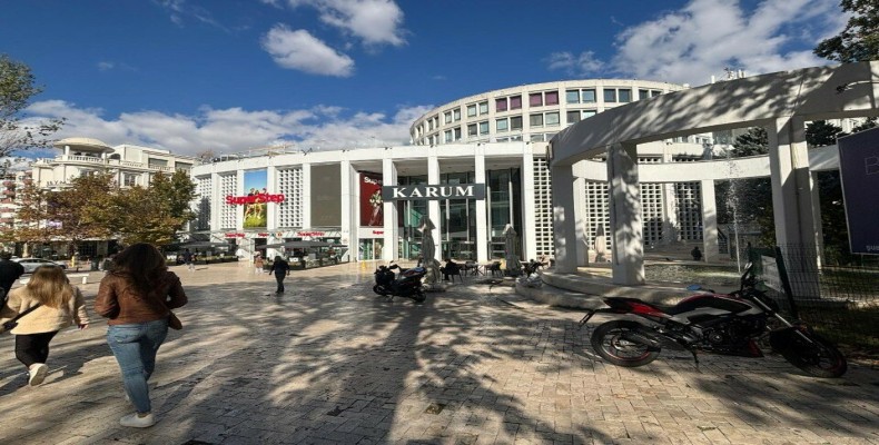 نمای بیرونی مرکز خرید کاروم آنکارا (Karum Shopping Center)