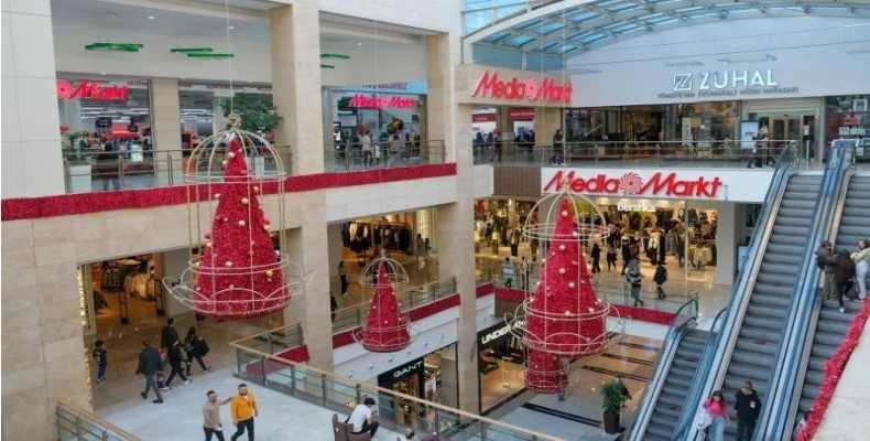 فضای داخلی مرکز خرید کنتپارک آنکارا (Kentpark AVM)