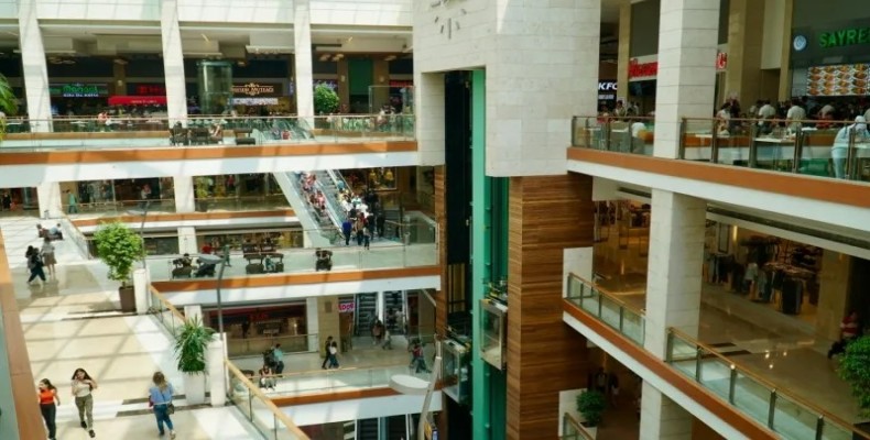 فضای داخلی مرکز خرید نِکست لِول آنکارا (Next Level AVM)