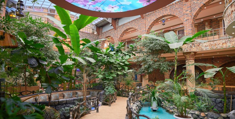 رستوران برکه تبریز با فضای سنتی و غذاهای محلی معروف