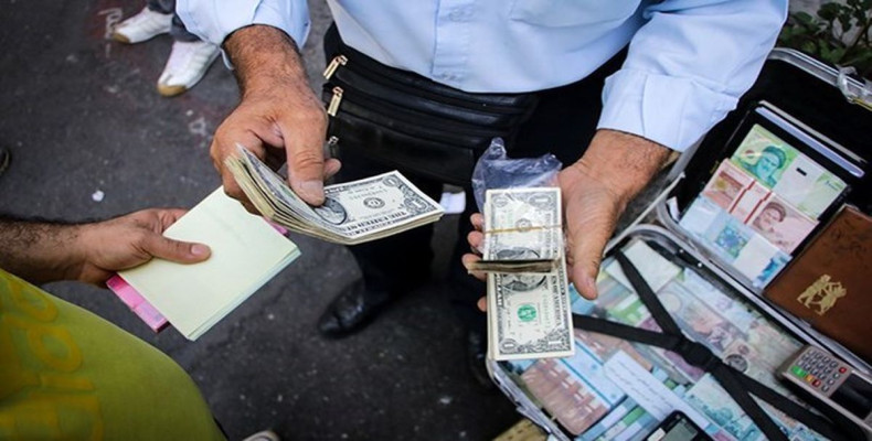 تفاوت قیمت ارز مسافرتی با بازار آزاد