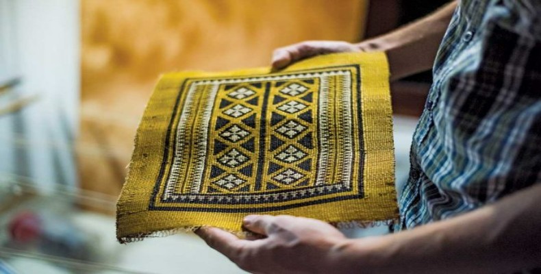 پارچه دستباف سنتی توندو کوناآ از صنایعدستی مالدیو