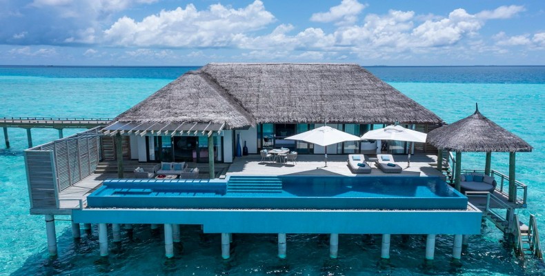 ویلای لوکس روی آب در هتل ولاسارو مالدیو با منظره اقیانوس