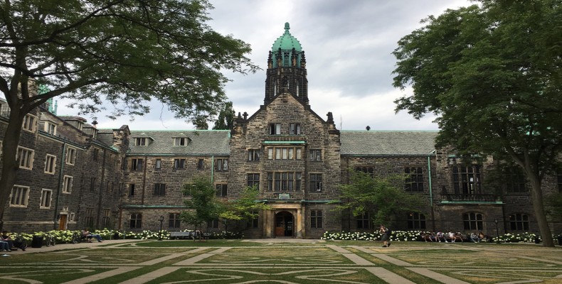 دانشگاه تورنتو، معتبرترین و بهترین دانشگاه تورنتو و کانادا