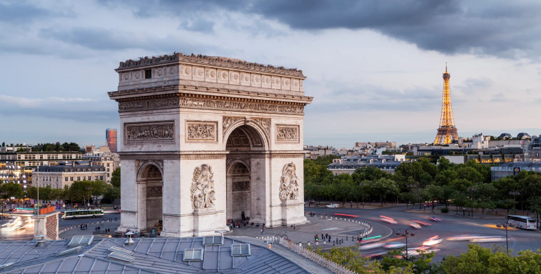 طاق پیروزی پاریس (Arc de Triomphe)