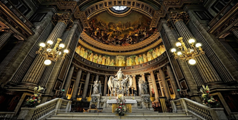 کلیسای مادلن (Église de la Madeleine) در خیابان شانزه لیزه پاریس