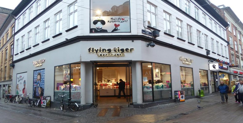 فروشگاه Flying Tiger Copenhagen در هامبورگ؛ خرید هدایا و سوغاتی ارزان