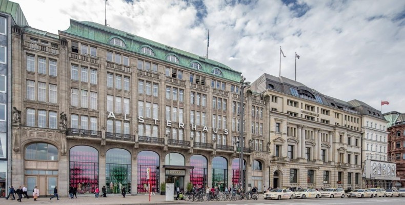 فروشگاه آلسترهاوس هامبورگ؛ مرکز خرید لوکس و قدیمی شهر