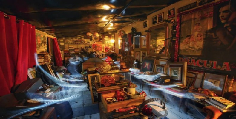 موزه خونآشامهای پاریس با اشیای عجیب و ترسناک