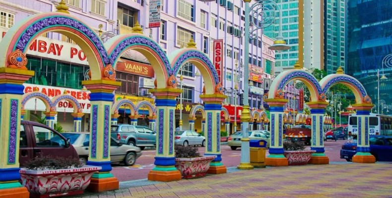خیابان رنگارنگ بریکفیلدز هند کوچک کوالالامپور