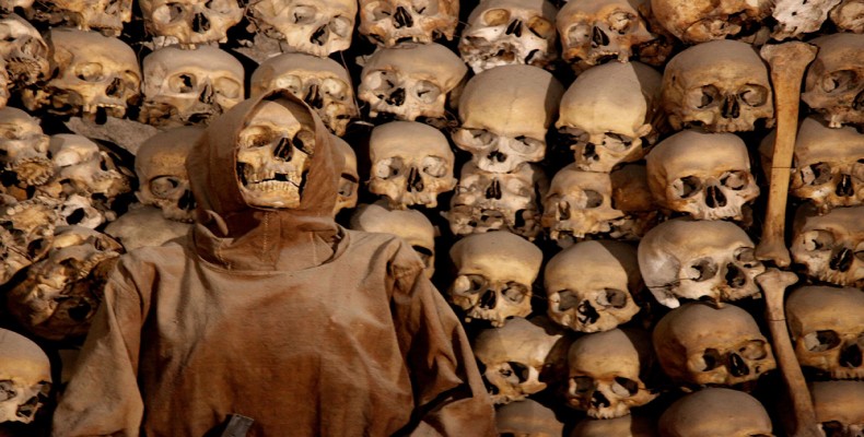 دخمههای رم و استخوانهای تاریخی | تجربه ترسناک در شبهای رم