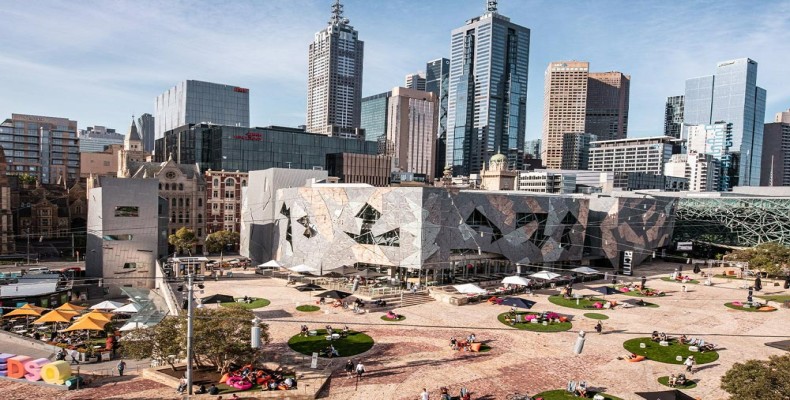 میدان فدراسیون ملبورن؛ قلب فرهنگی و شهری ملبورن