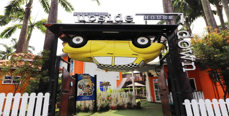 نمای خانه وارونه KL Upside Down House در کوالالامپور