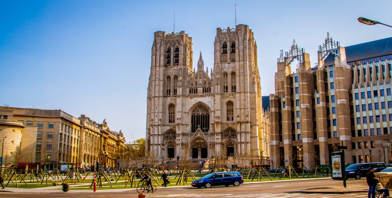 کلیسای جامع سنت مایکل بروکسل؛ جاذبه تاریخی شهر