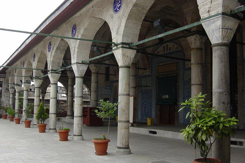 Rostam Paşa Camii