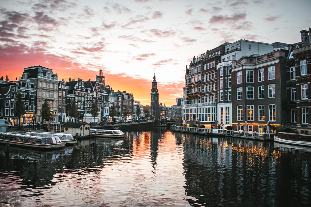 هزینه سفر به آمستردام 