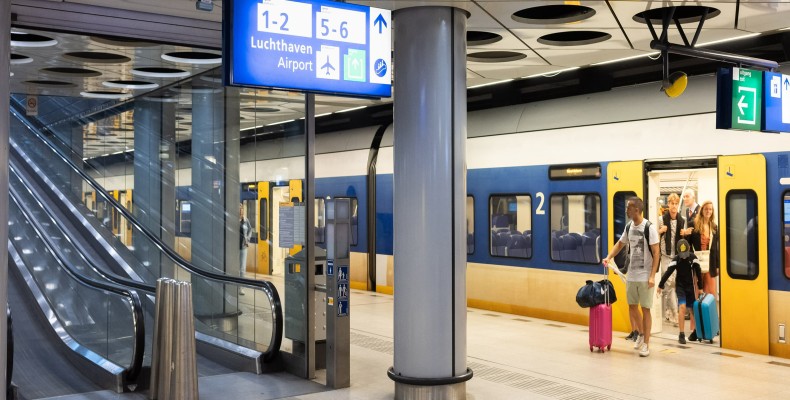 قطار فرودگاه آمستردام