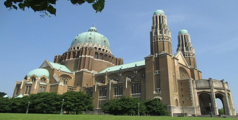 کلیسا ملی قلب بروکسل یکی از بزرگترین کلیساهای جهان