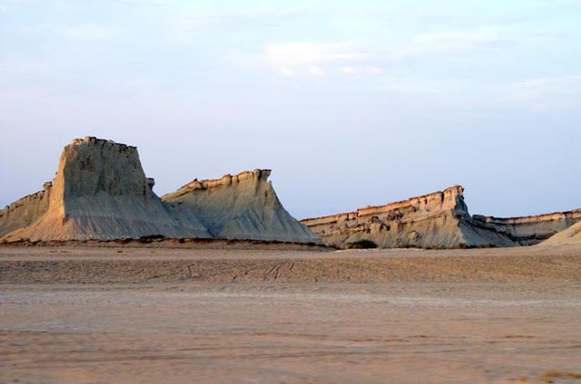 راهنمای سفر به قشم