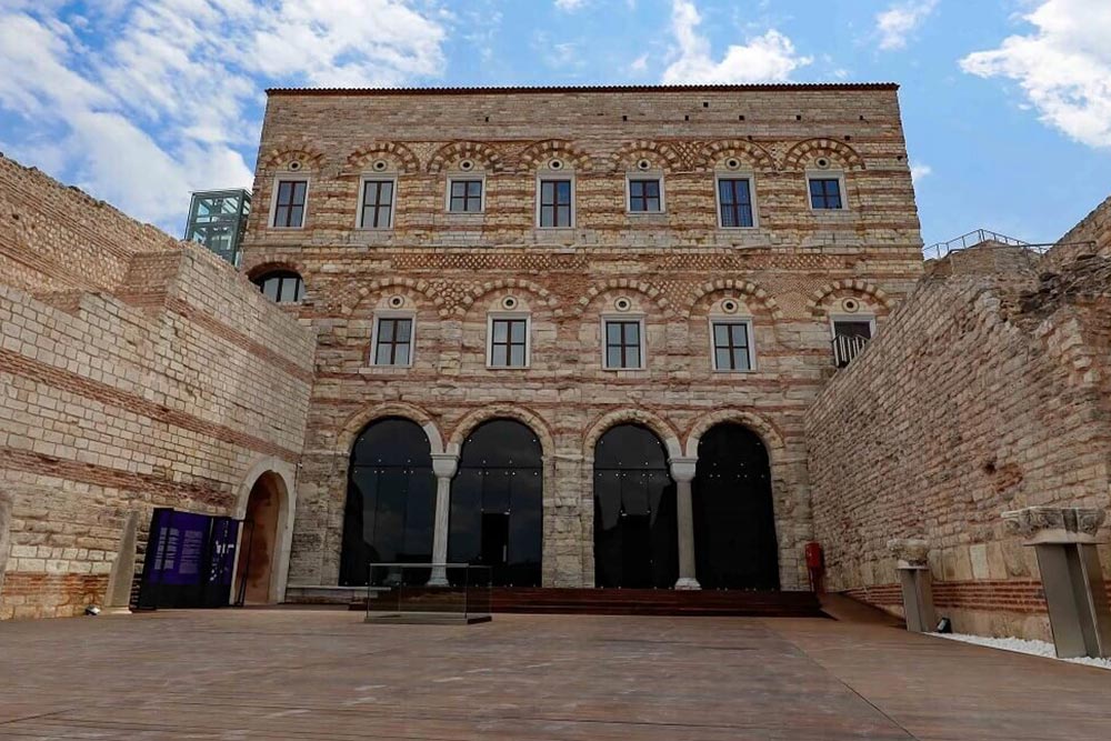 Istanbul Takfur Museum Palace
