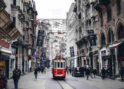 İstanbul Taksim Meydanı alışveriş merkezleri