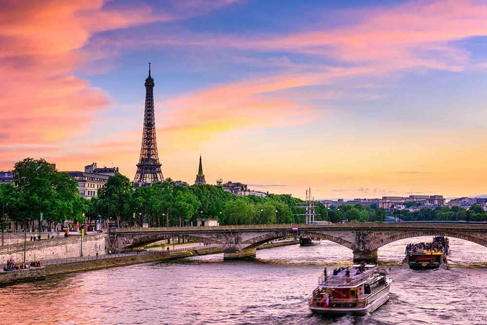 سفر به پاریس در فصل تابستان
