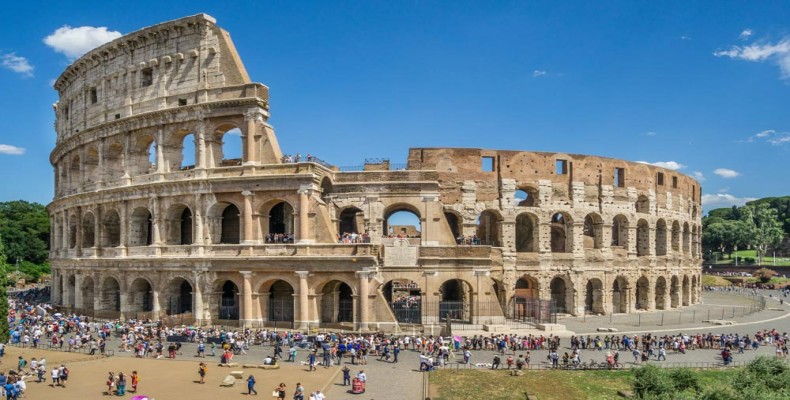 کولوسئوم رم و آمفیتئاتر باستانی روم