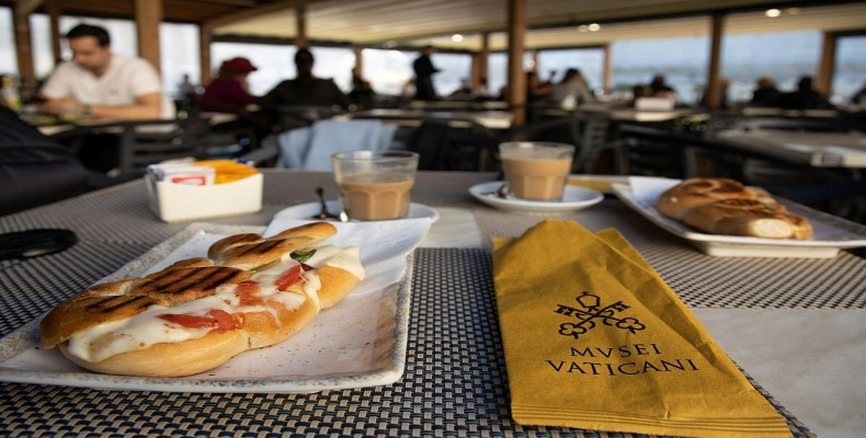 غذا و نوشیدنی در رستوران Ristorante dei Muse نزدیک موزههای واتیکان