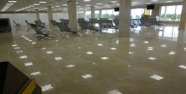 سالن انتظار و امکانات فرودگاه نوشهر