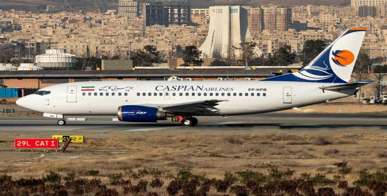 نمای نزدیک از هواپیمای کاسپین ایرلاین روی باند مهرآباد – معرفی شرکت هواپیمایی کاسپین