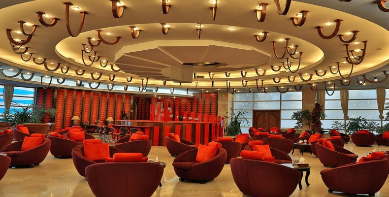 هتل های نزدیکی به کافه نادری