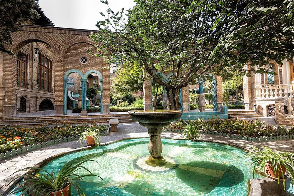 خانه موزه مقدم تهران