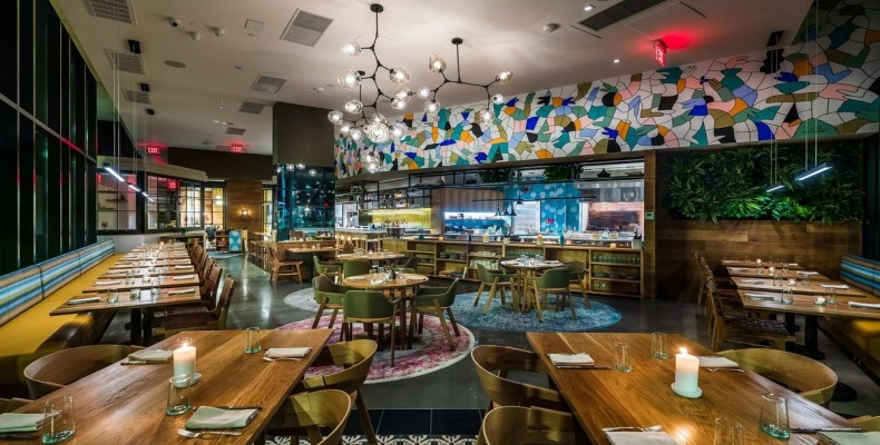 رستوران البی (Albi) با طراحی مدیترانهای و آشپزخانه روباز در واشنگتن