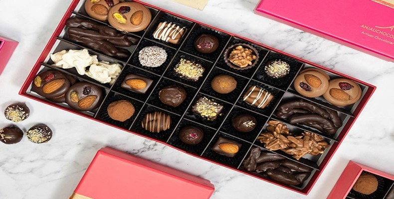 باکس شکلات دستساز Anjali Chocolate مناسب هدیه در سنگاپور