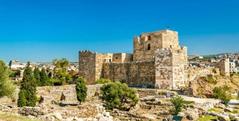 قلعه تاریخی بیبلوس در لبنان، یکی از قدیمی‌ترین شهرهای مسکونی جهان