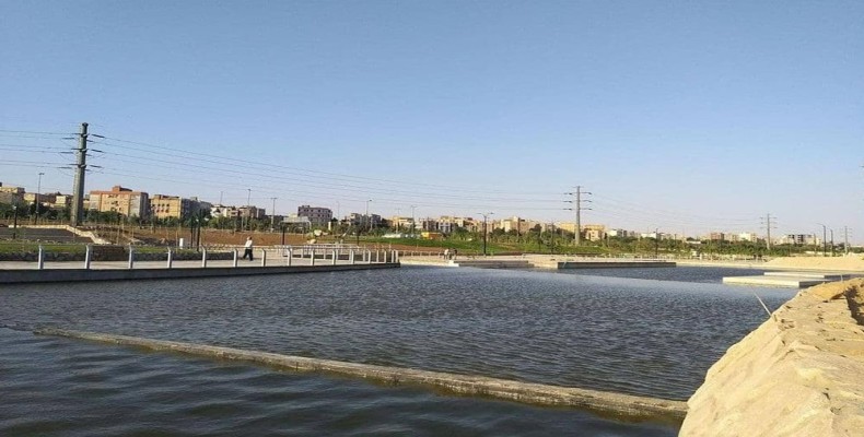 دریاچه و فضای آرام پارک ملی چهلبازه مشهد